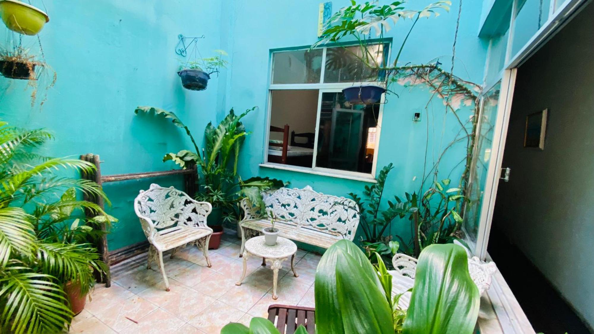 Hostel Familiar Salvador Exterior photo